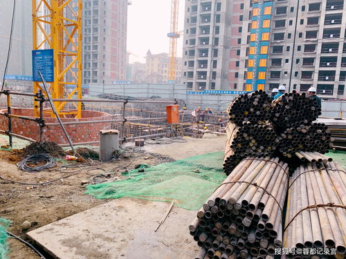 新都區(qū)2.4公里空中商業(yè)施工進展及超線公園5、8號地塊建設(shè)工程動態(tài)